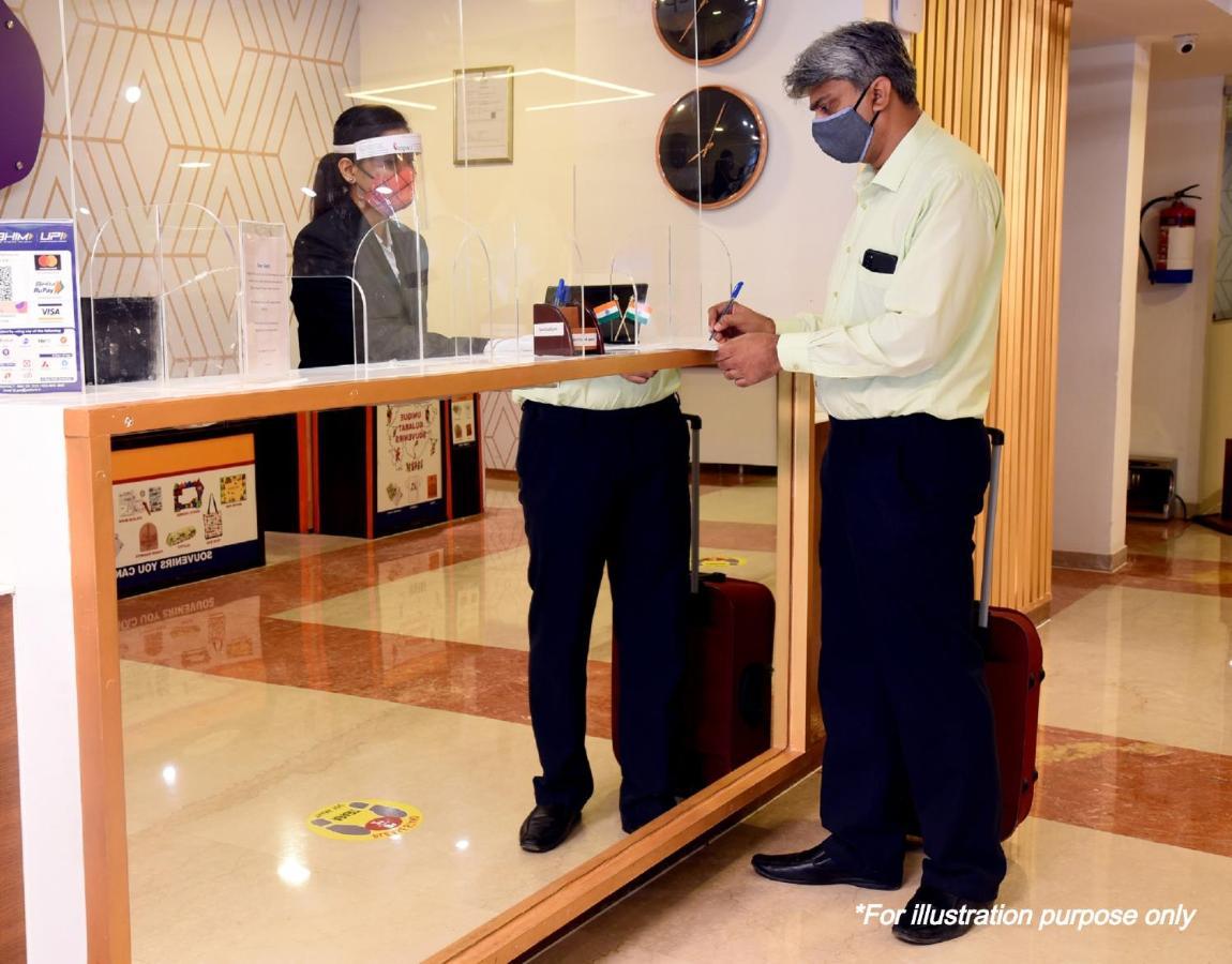 Oyo Rose Residency Near Dwarka Sector 9 Metro Station Hotel Nova Deli Exterior foto